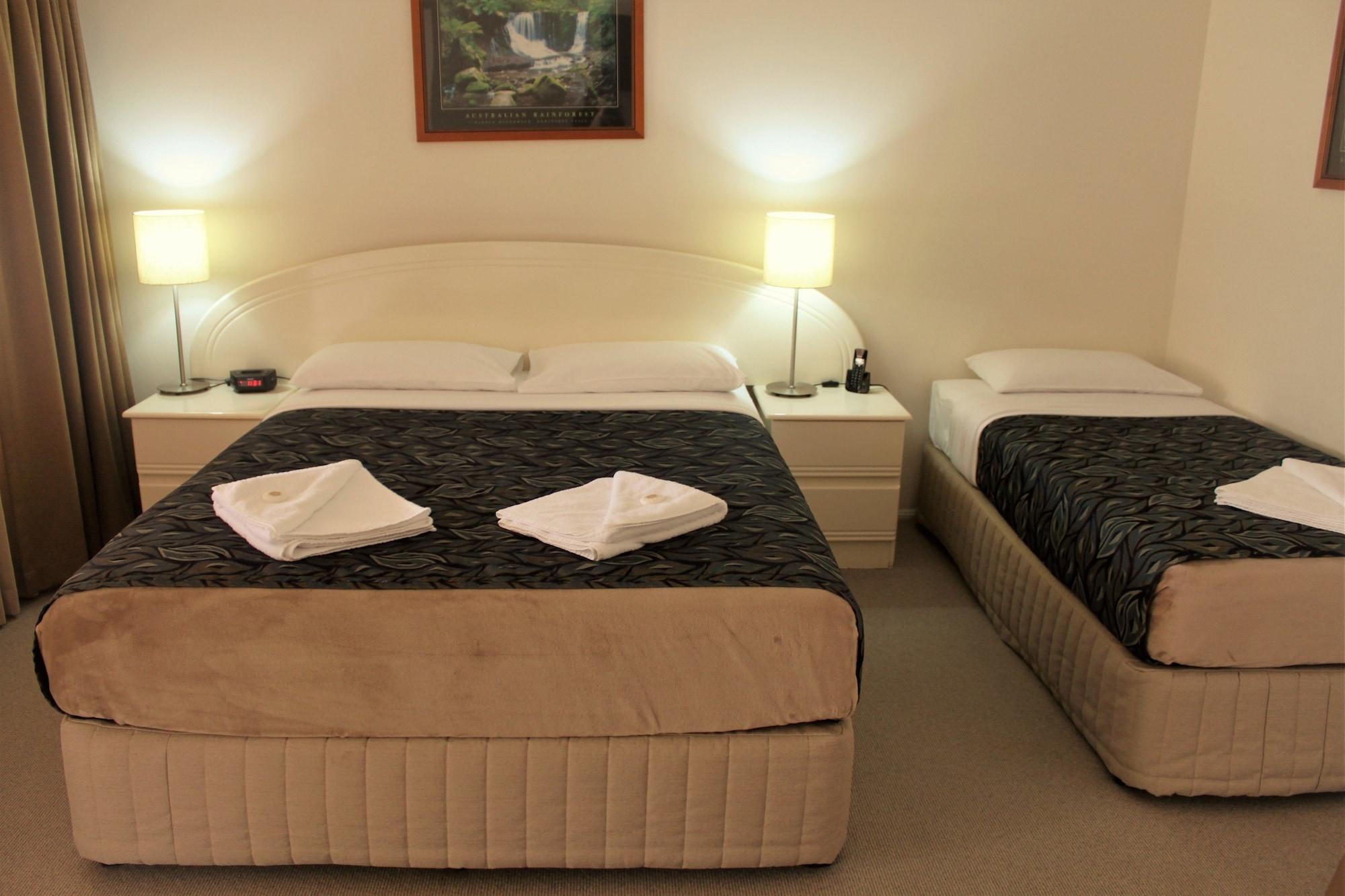 Rockhampton Palms Motor Inn Екстер'єр фото