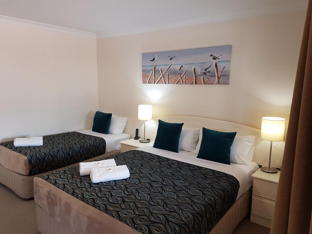 Rockhampton Palms Motor Inn Екстер'єр фото