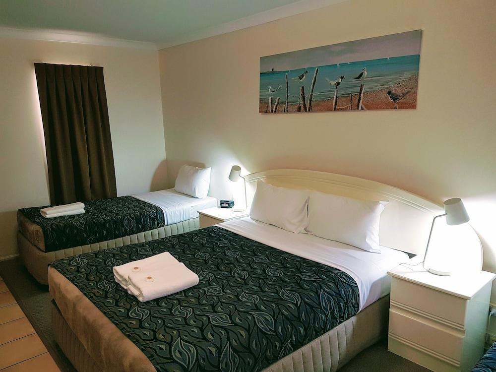 Rockhampton Palms Motor Inn Екстер'єр фото